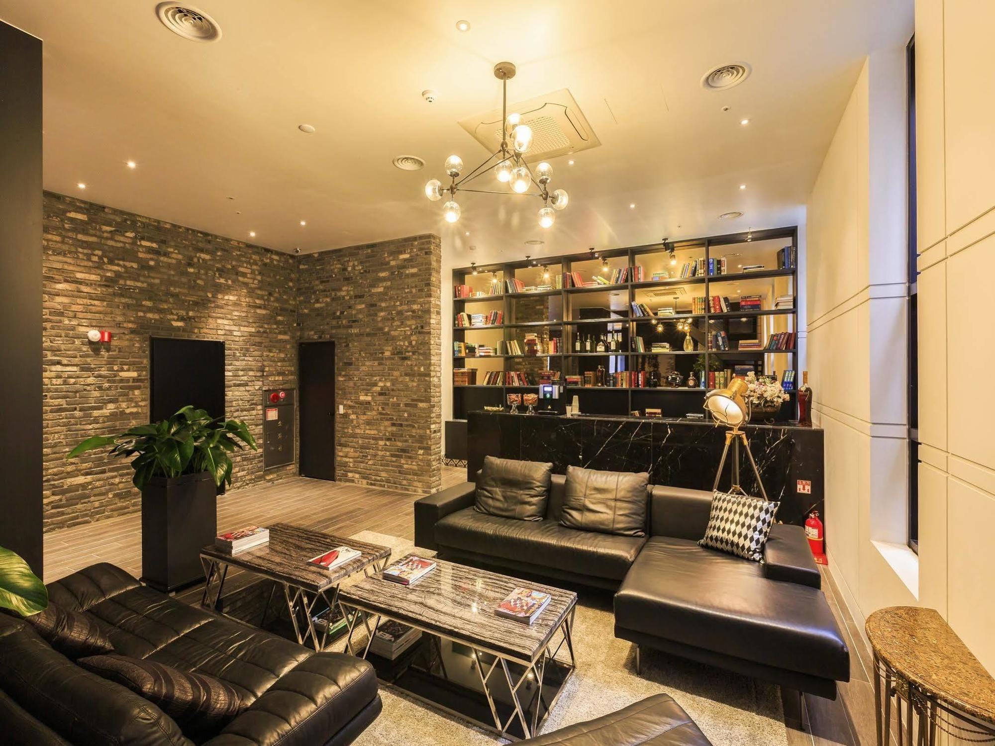 Trang Blue Hotel Seoul Ngoại thất bức ảnh
