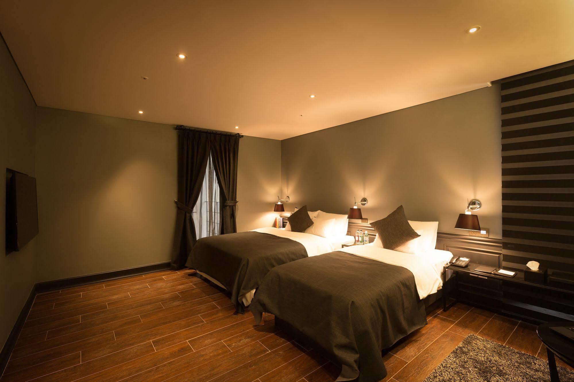 Trang Blue Hotel Seoul Ngoại thất bức ảnh