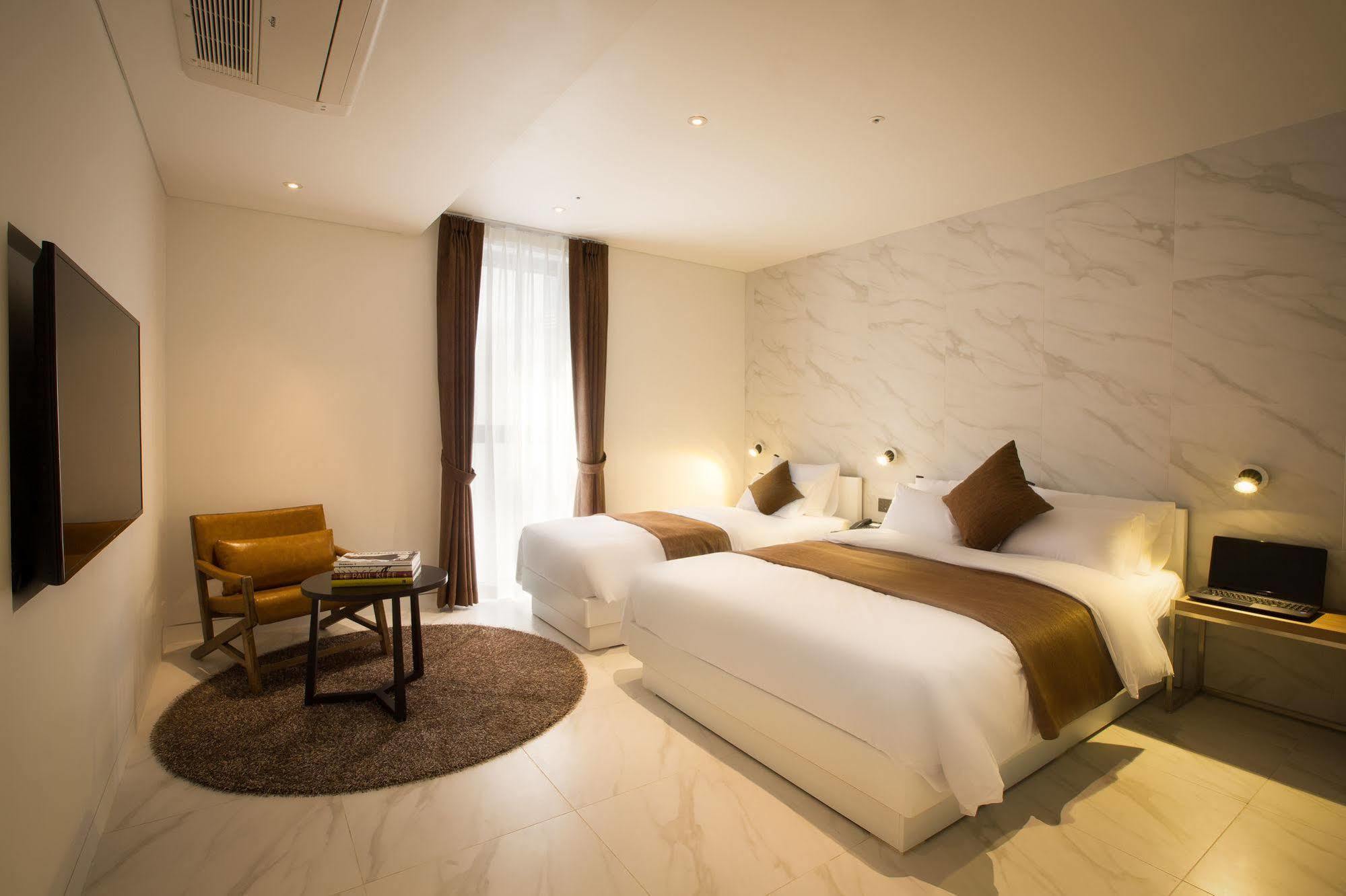 Trang Blue Hotel Seoul Ngoại thất bức ảnh